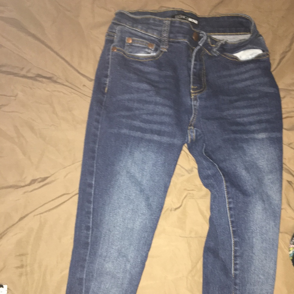 Skinny jeans